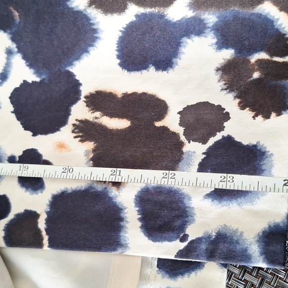 Ann Taylor Lined Pencil Skirt (14) - Picture 14 of 16